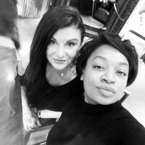 Meet your Posher, Rondelle - Picture 5 of 7